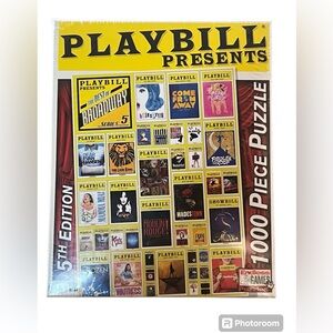 1000 pc Puzzle.Has all the pieces!!! Great time